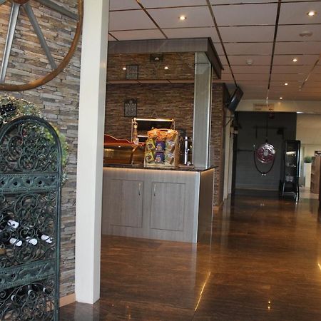 Hotel Restaurant 'T Klokje Renesse Exterior photo