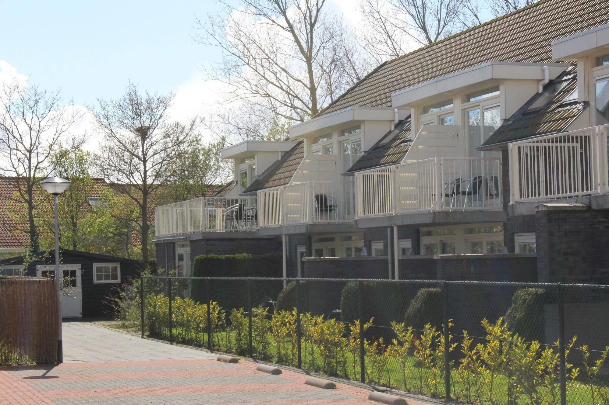 Hotel Restaurant 'T Klokje Renesse Exterior photo