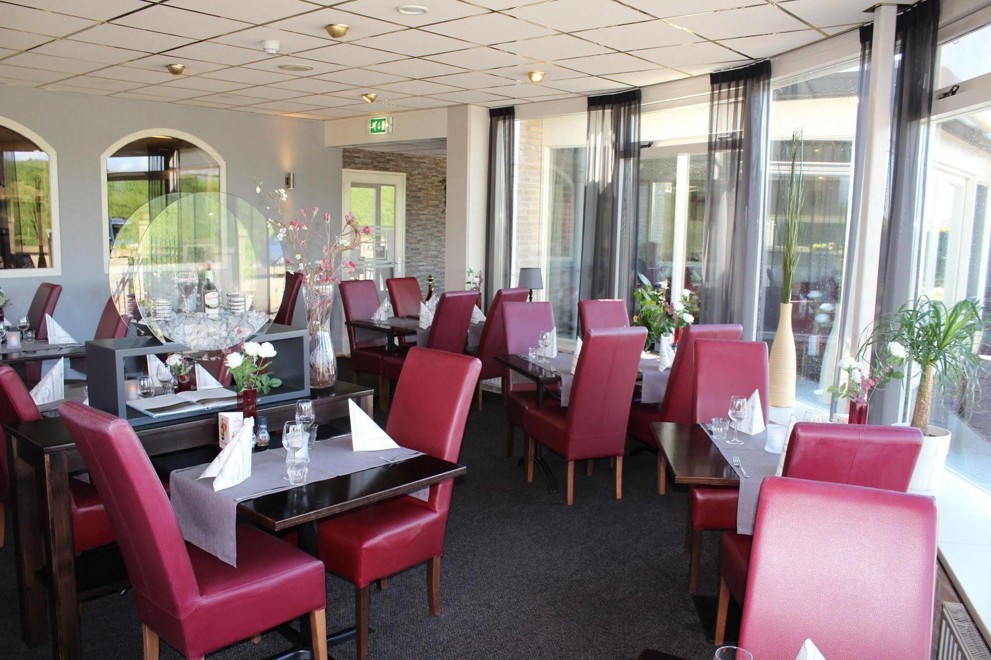 Hotel Restaurant 'T Klokje Renesse Exterior photo